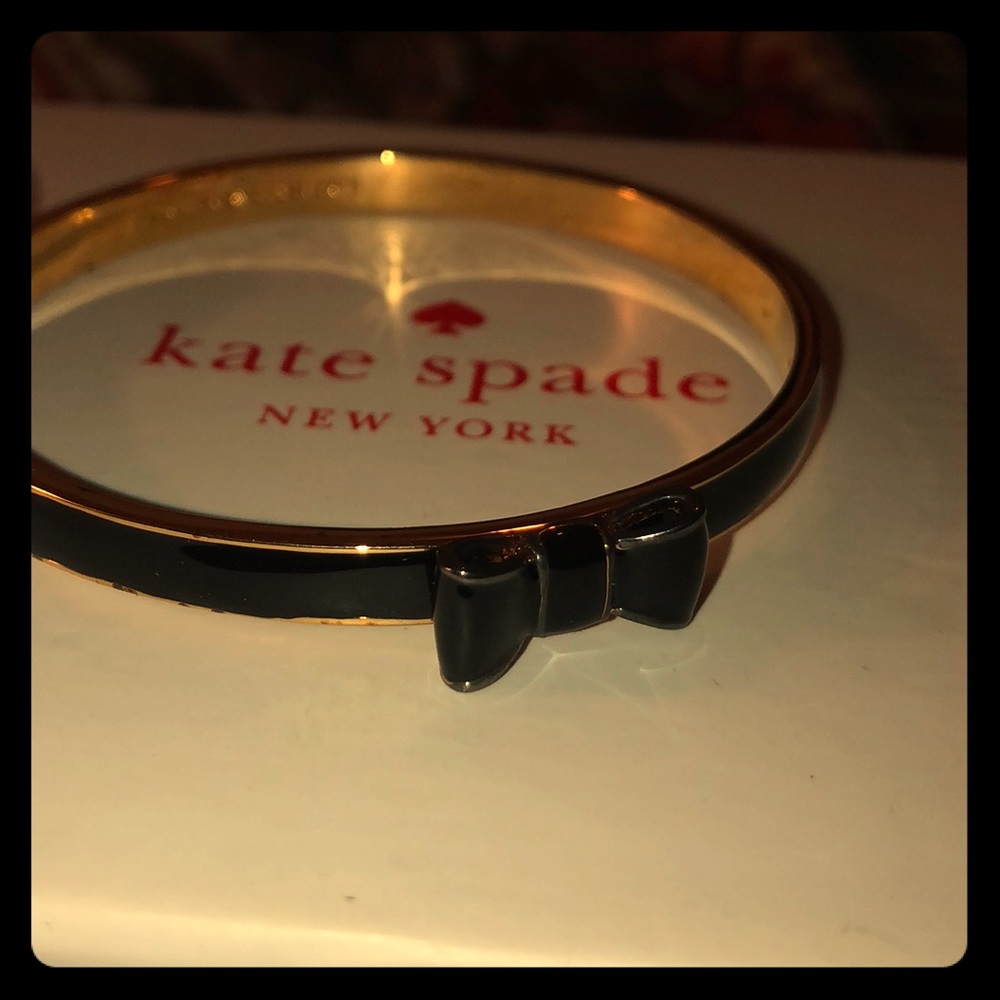 kate spade “Take a Bow” black & gold bangle